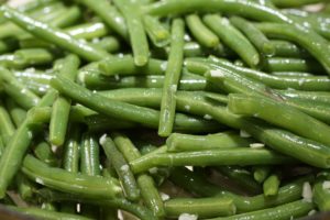 Read more about the article Fagiolini marinati alle erbe aromatiche